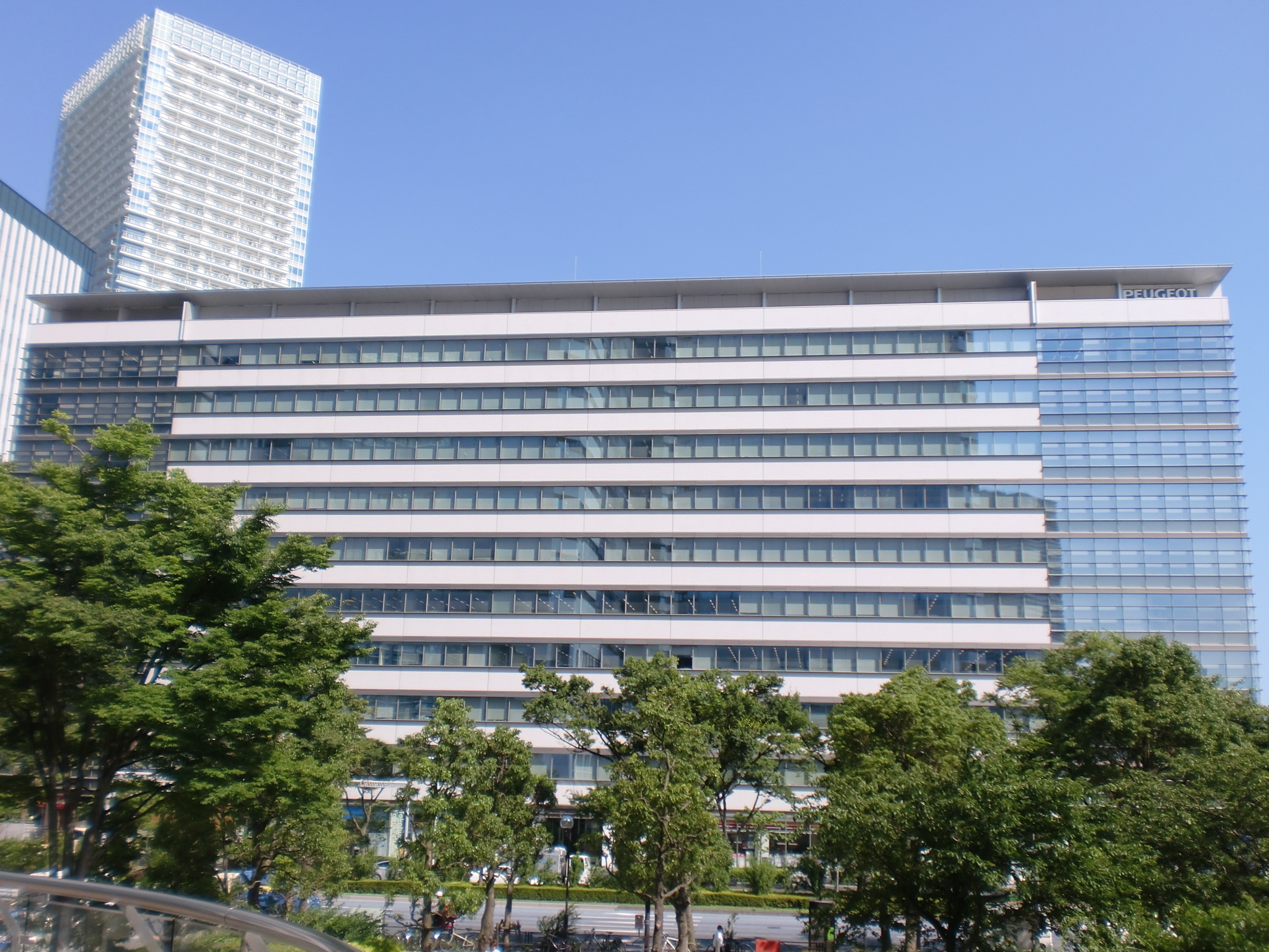 プジョー中央 ブラタケト 東京ホテル浦島跡地