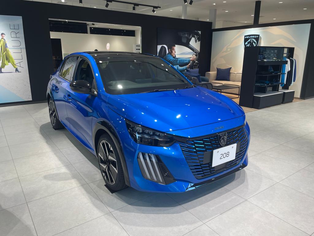 展示車紹介【NEW 208 GT HYBRID 】