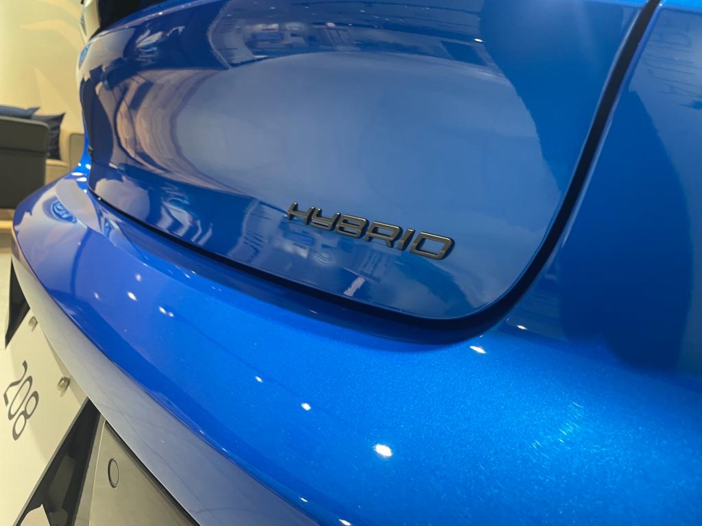 展示車紹介【NEW 208 GT HYBRID 】