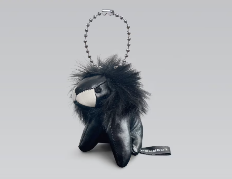 NEW 5008 HYBRID デビューフェア