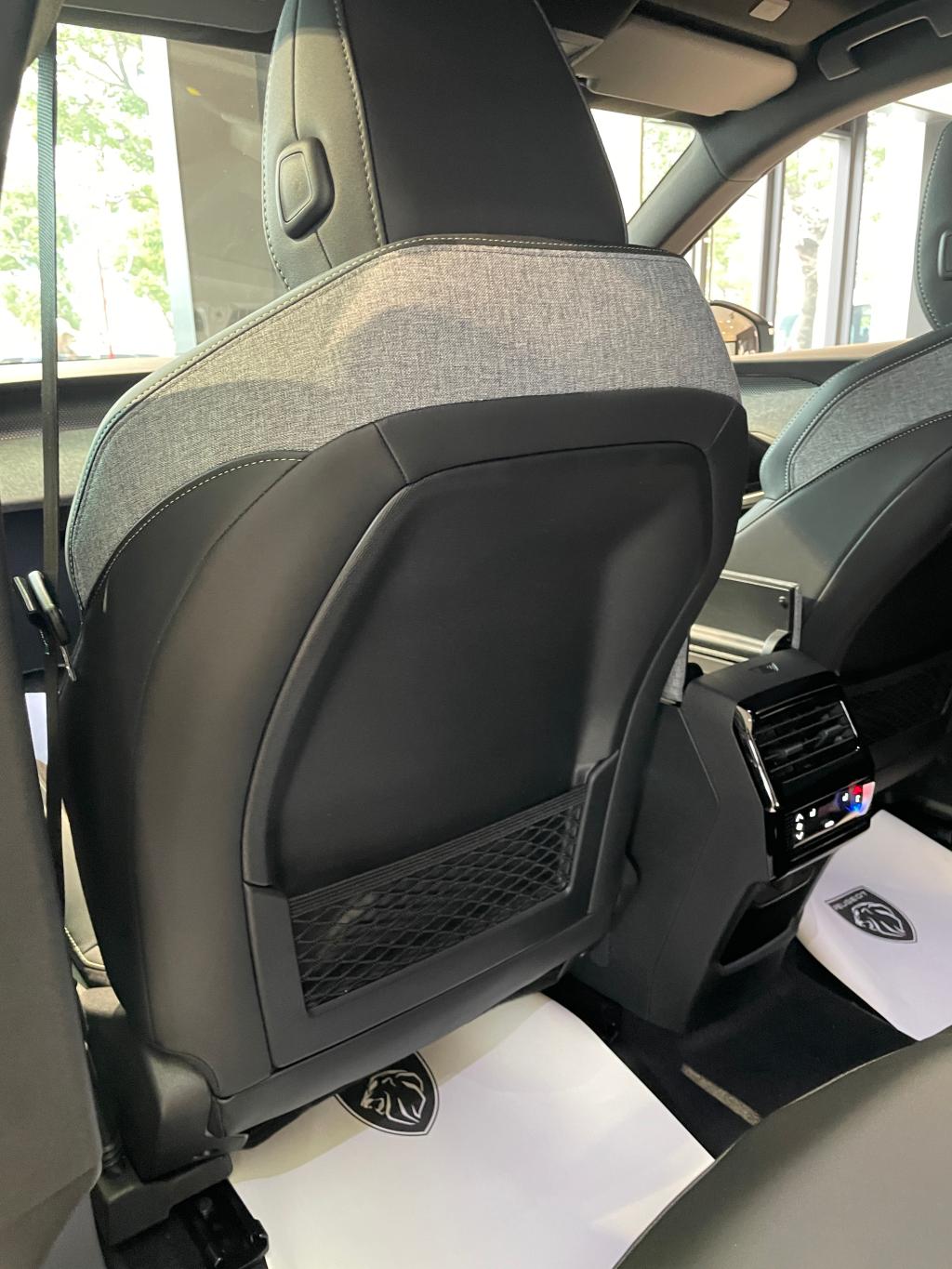 【12ショット】NEW 5008 GT HYBRIDの内装を一気見