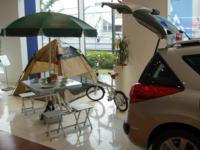 待望の207SWが・・・