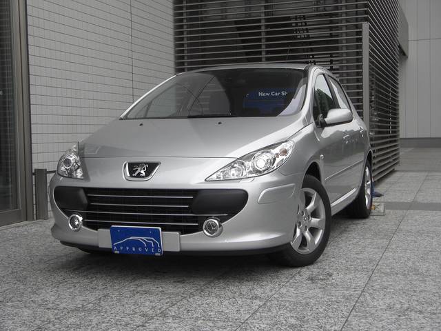 認定中古車　特選車情報