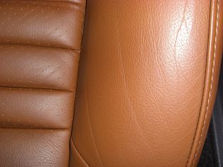 けっこう簡単レザーシートのお手入れ2