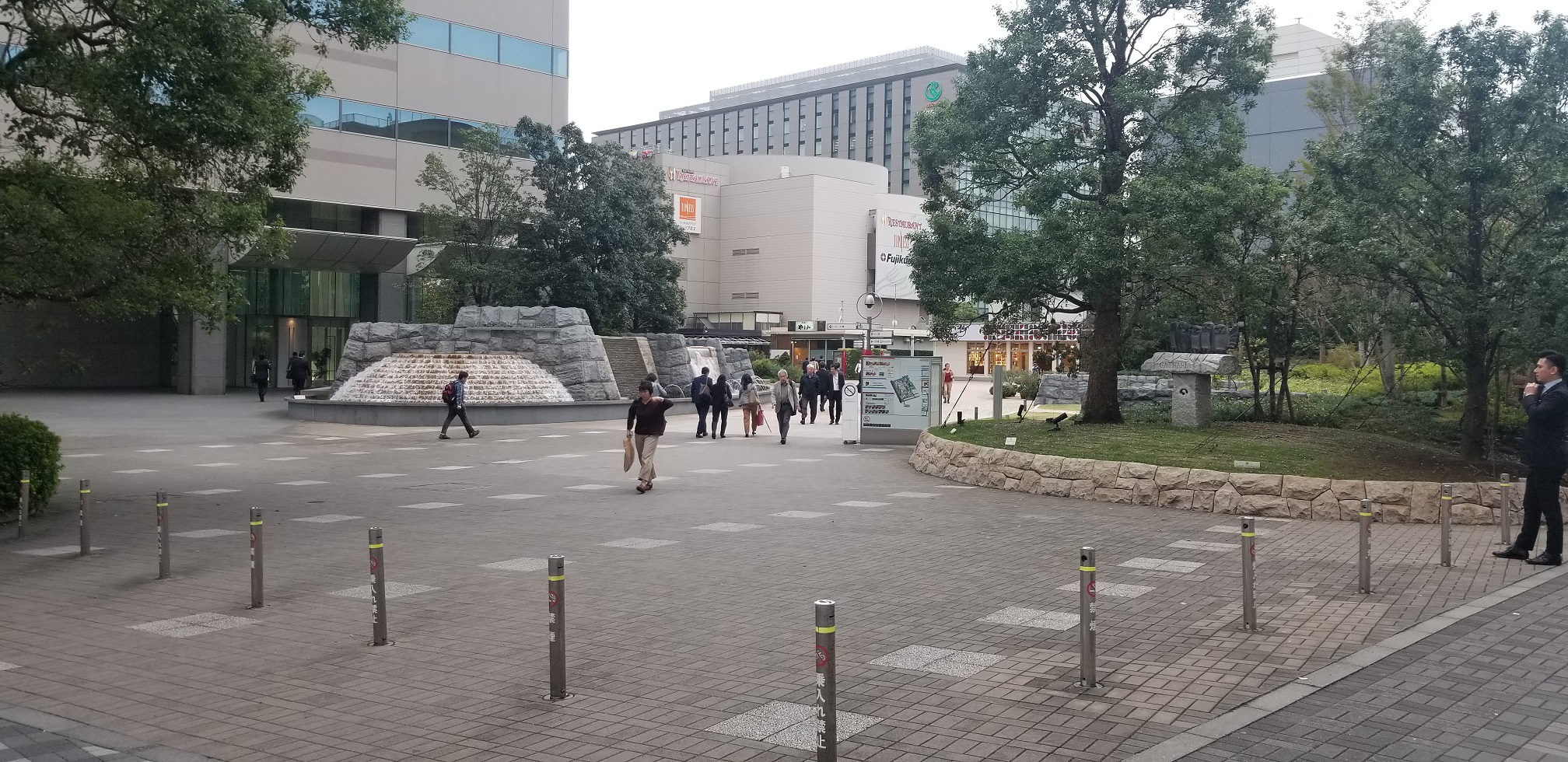 10月27日(日)の営業について
