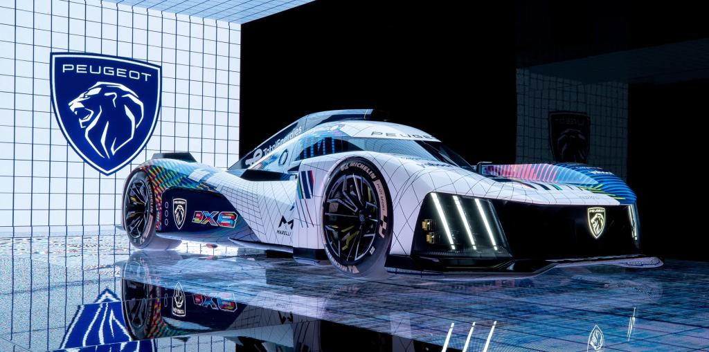 東京ミッドタウンにPEUGEOT 9 x 8 が登場！