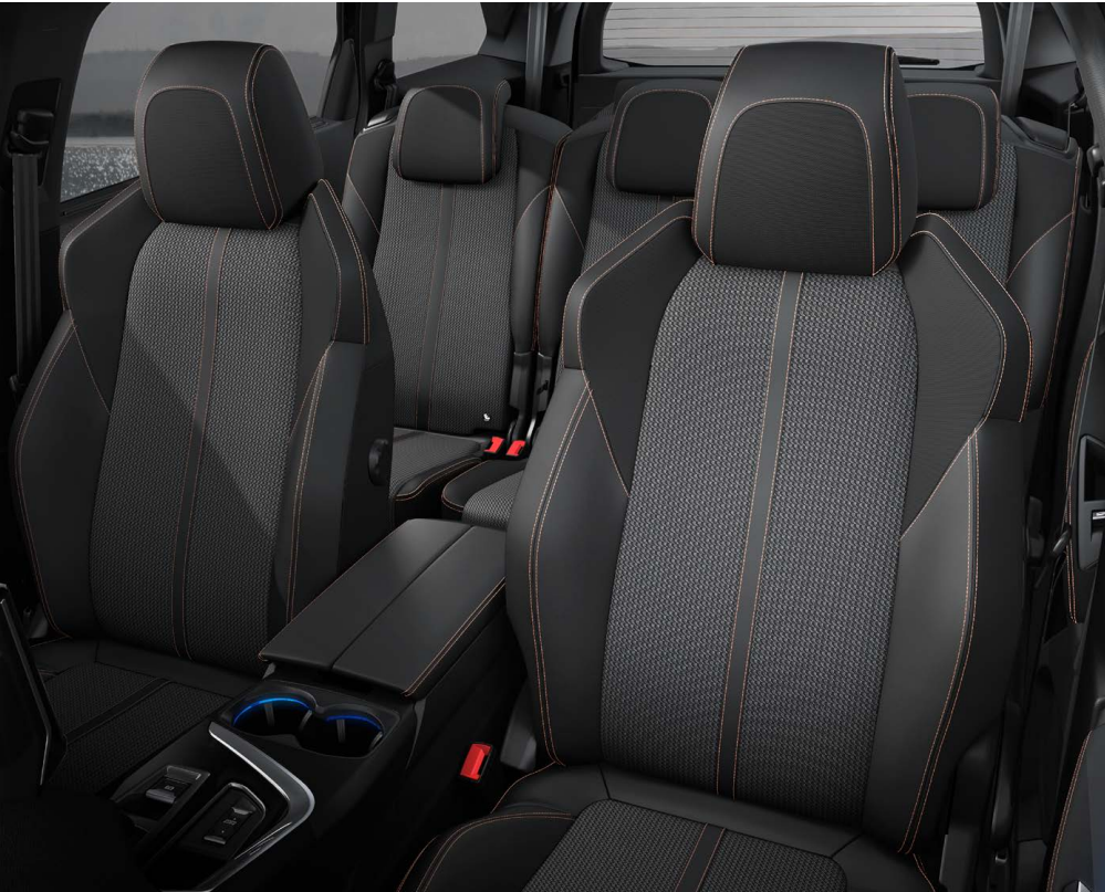 展示車のご紹介【5008GT】
