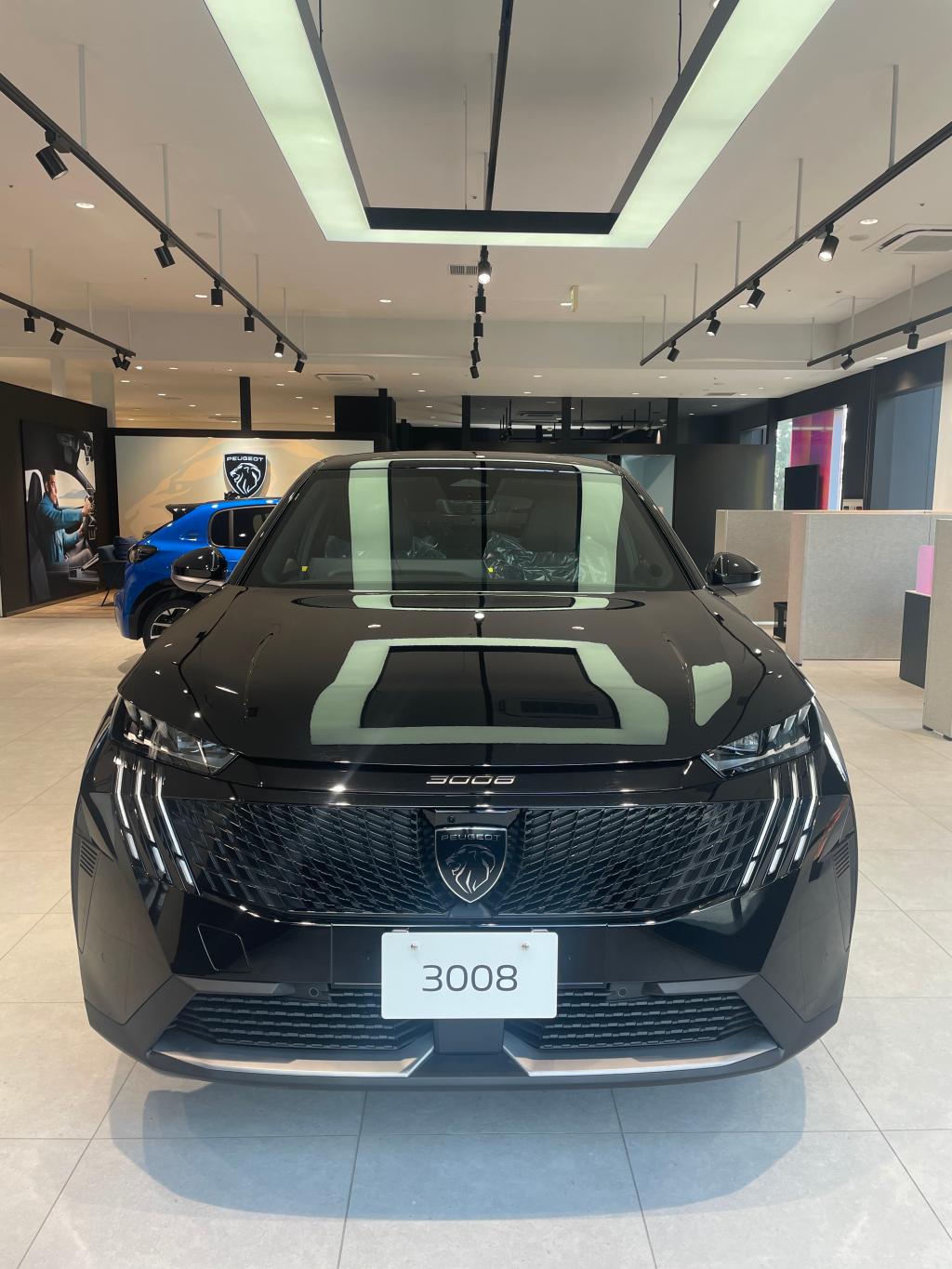 展示車紹介【NEW 3008 GT HYBRID Black Edition】
